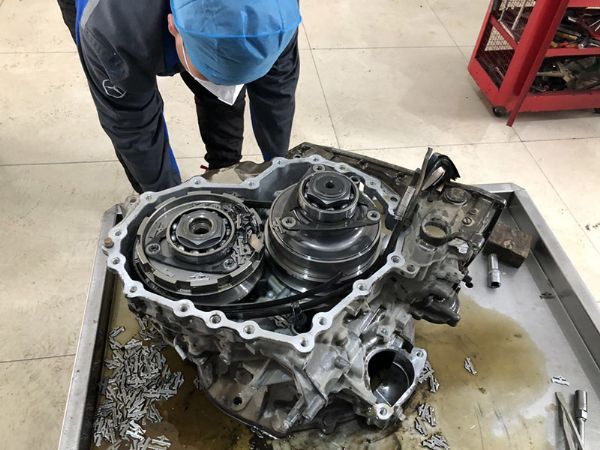 日产新天籁CVT变速箱维修